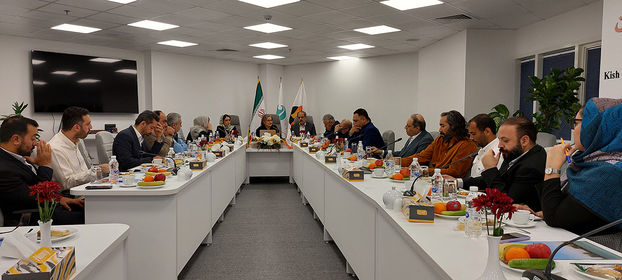 جلسه هفتگی نجمن با حضور مشاور طرح تحول گردشگری هوشمند کیش